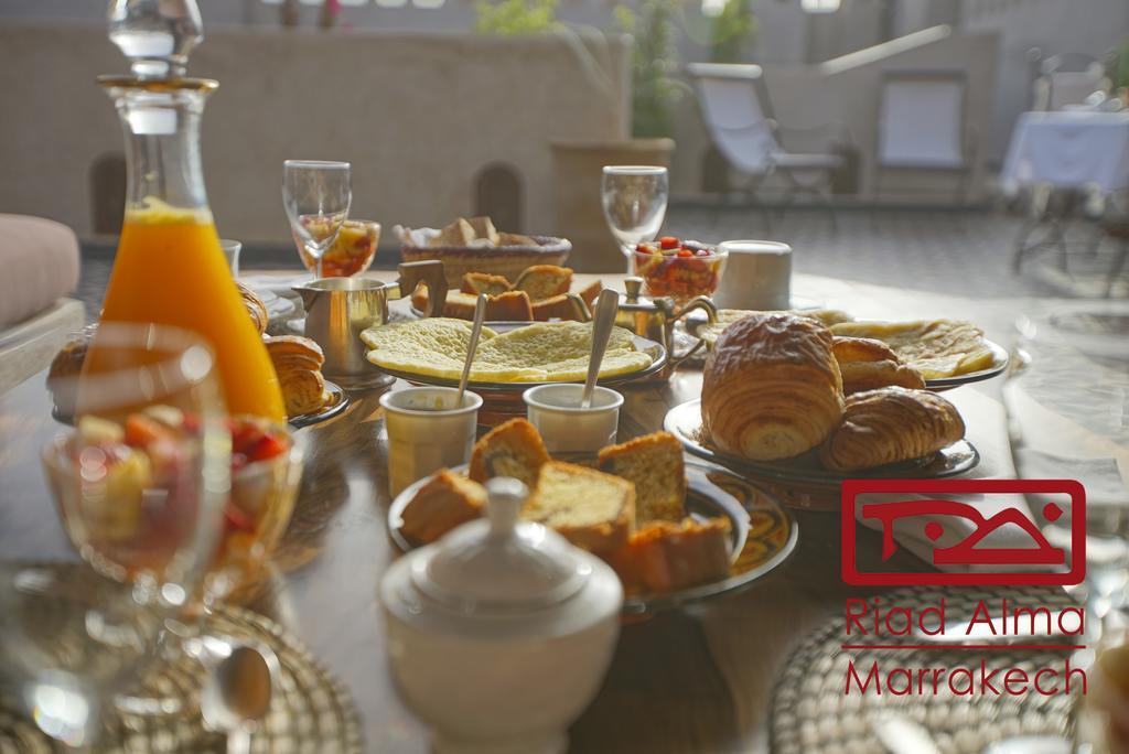 Riad Alma Marrakesh Luaran gambar
